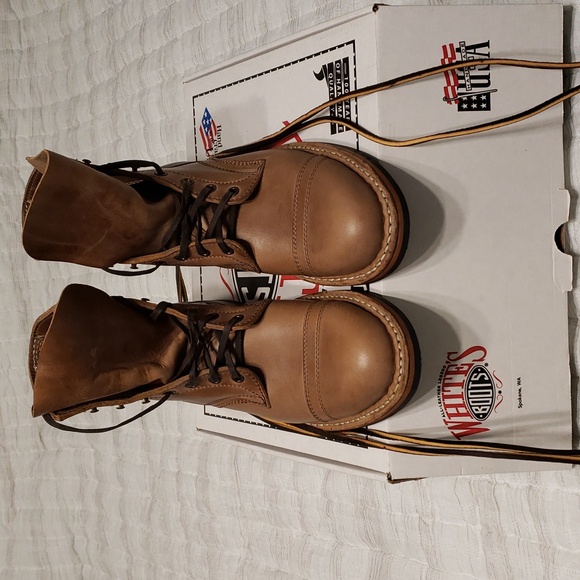 New In Box Brown Mens 8.5D White's Boots - Picture 10 of 12